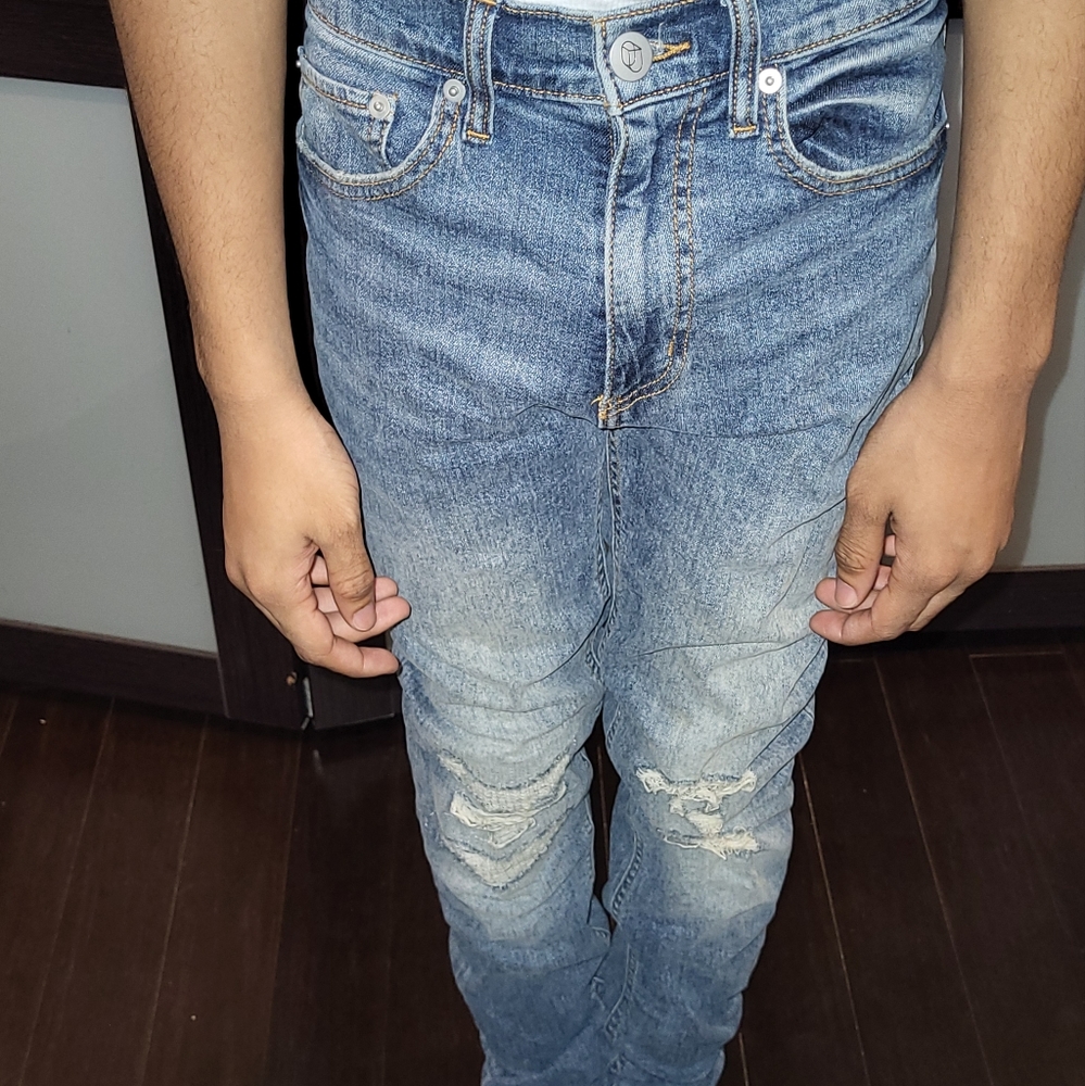 Distressed Jeans